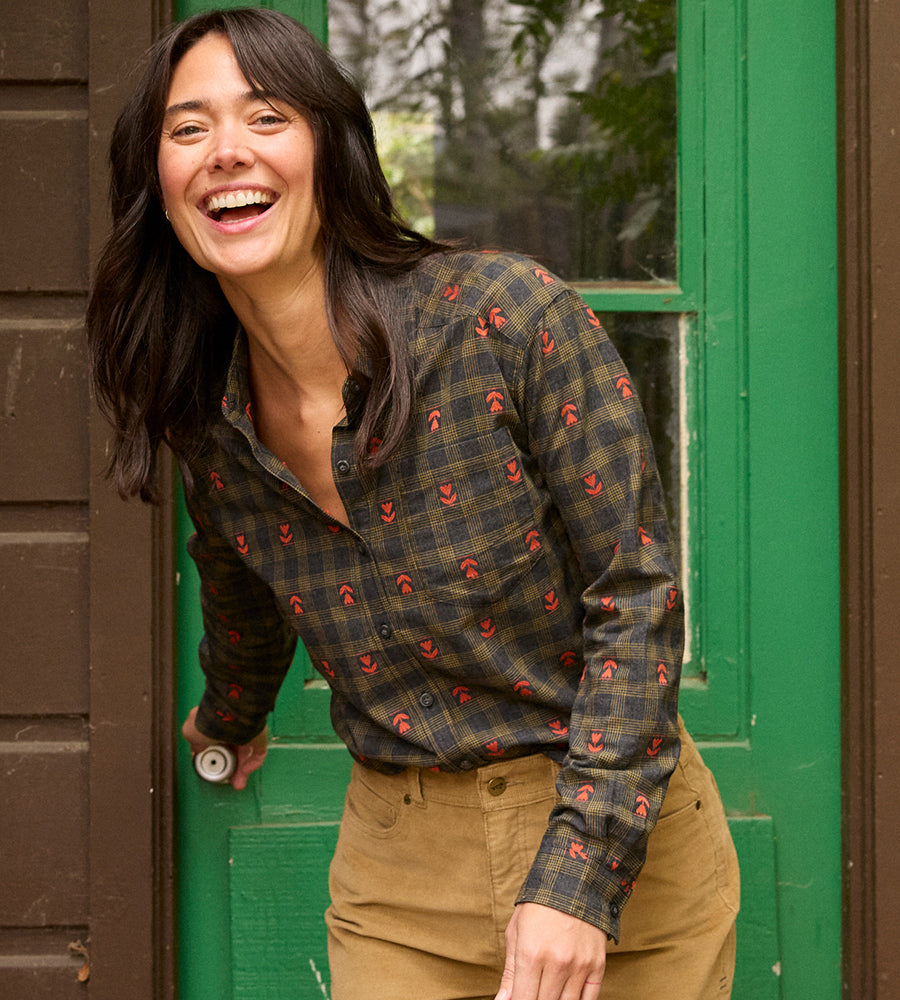Flannels-W_s-Split-Hero-900X1000_2333f2d0-7a9f-463b-98b3-9d378e75bdf4.jpg