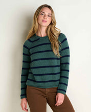 msg:Savanna is 5'9 ½" and is wearing a size small.