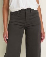 Women's Tamarack Straight Jean