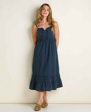 msg:Savanna is 5'9 ½" and is wearing a size small.