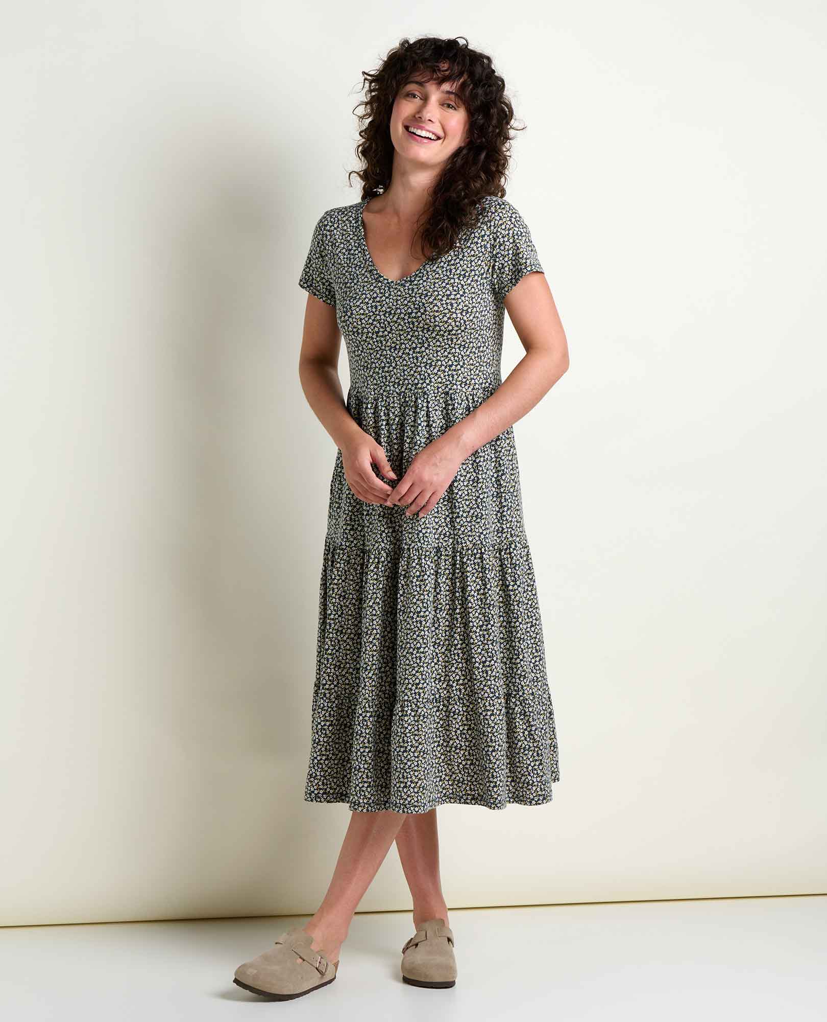 msg:Rayana is 5'9" and is wearing a size small.
