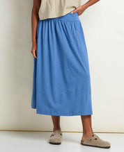 msg:Haylie is 5'8" and is wearing a size small.