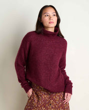 msg:China is 5'8 1/2" and is wearing a size small.
