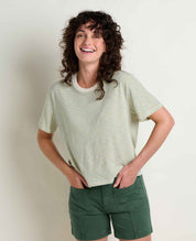 msg:Rayana is 5'9" and is wearing a size small.