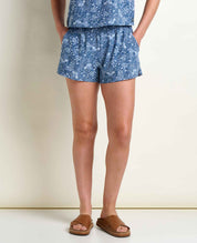 msg:Rayana is 5'9" and is wearing a size small.