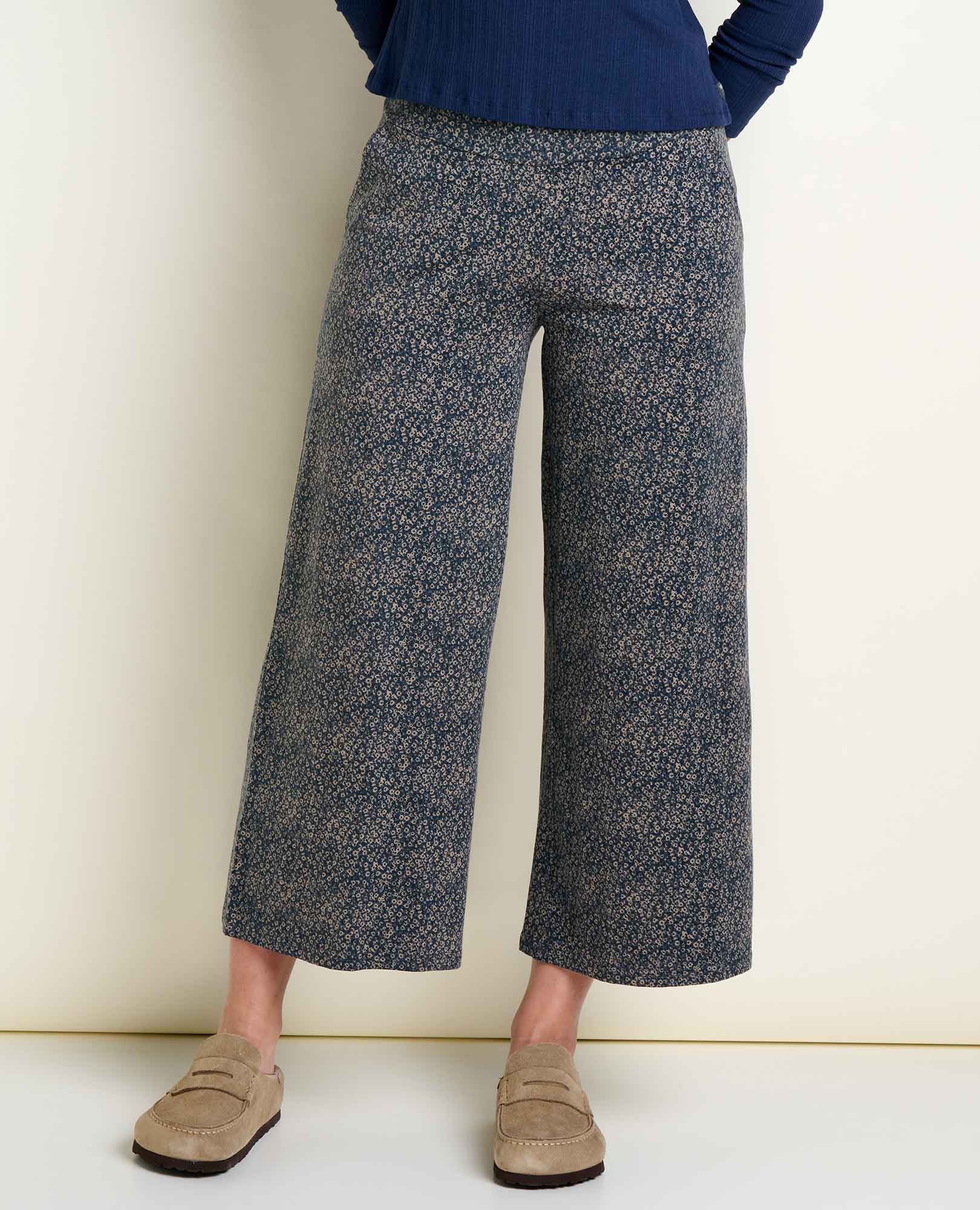 2" and is wearing a size small.