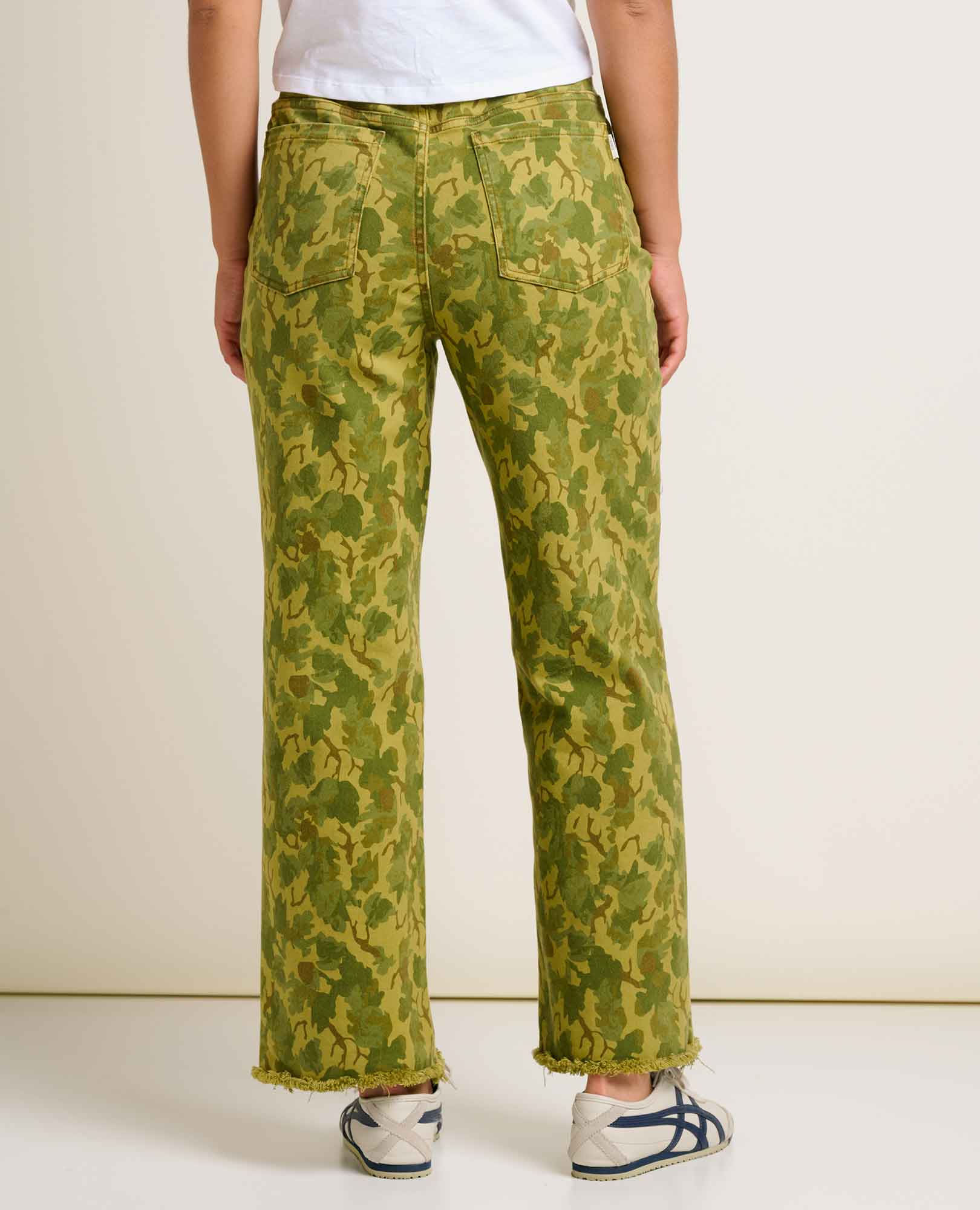 T1442302-Green_Olive_Leaf_Print-2.jpg