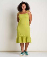 msg: Sophia is 5'9" and is wearing a size Large