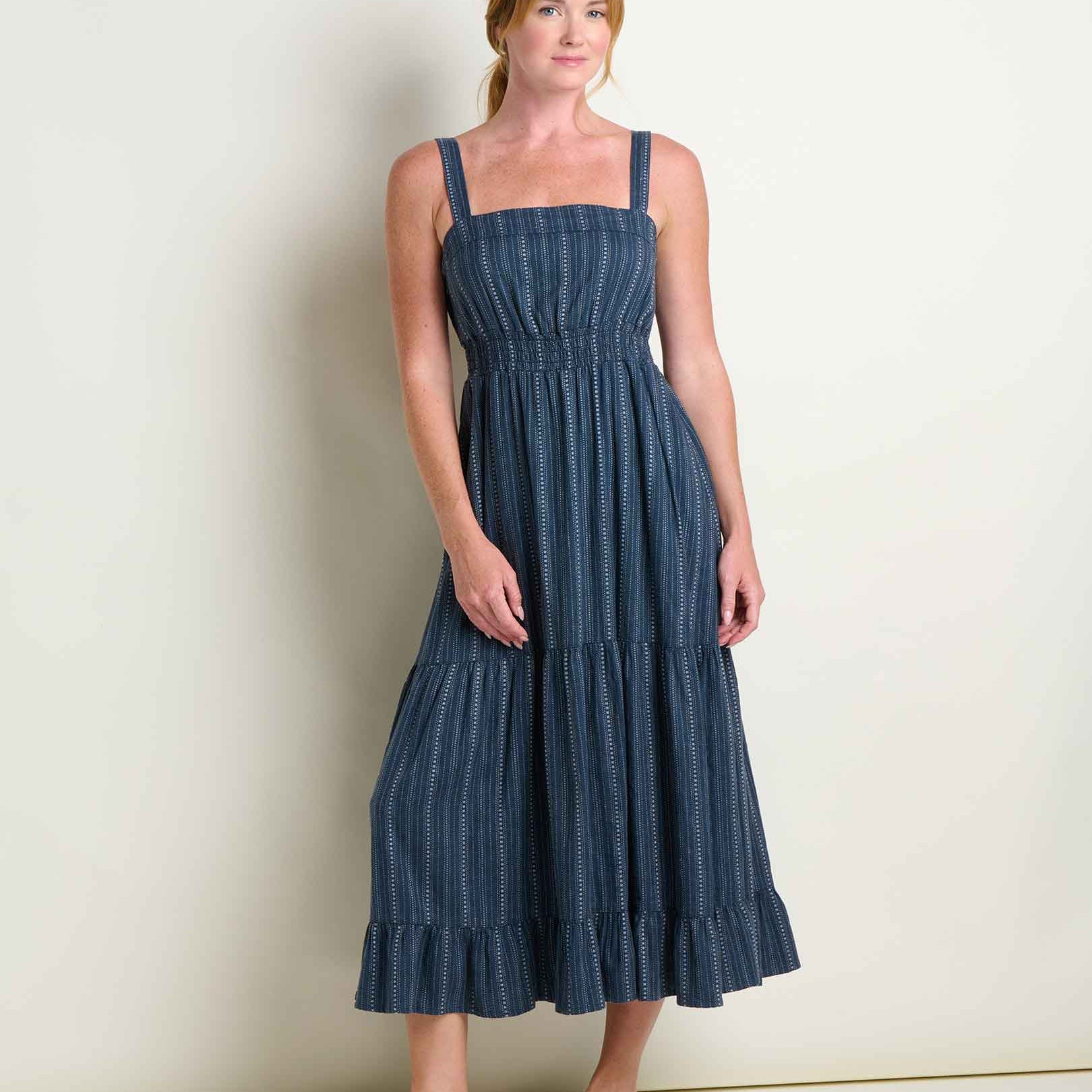 2" and is wearing a size small.