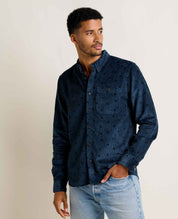 msg:Adom is 6'2" and is wearing a size medium.