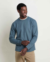 msg:Jamal is 6'2" and is wearing a size medium.