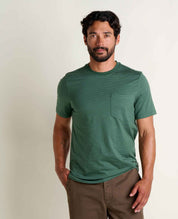 msg:Beau is 6'0" and is wearing a size medium.