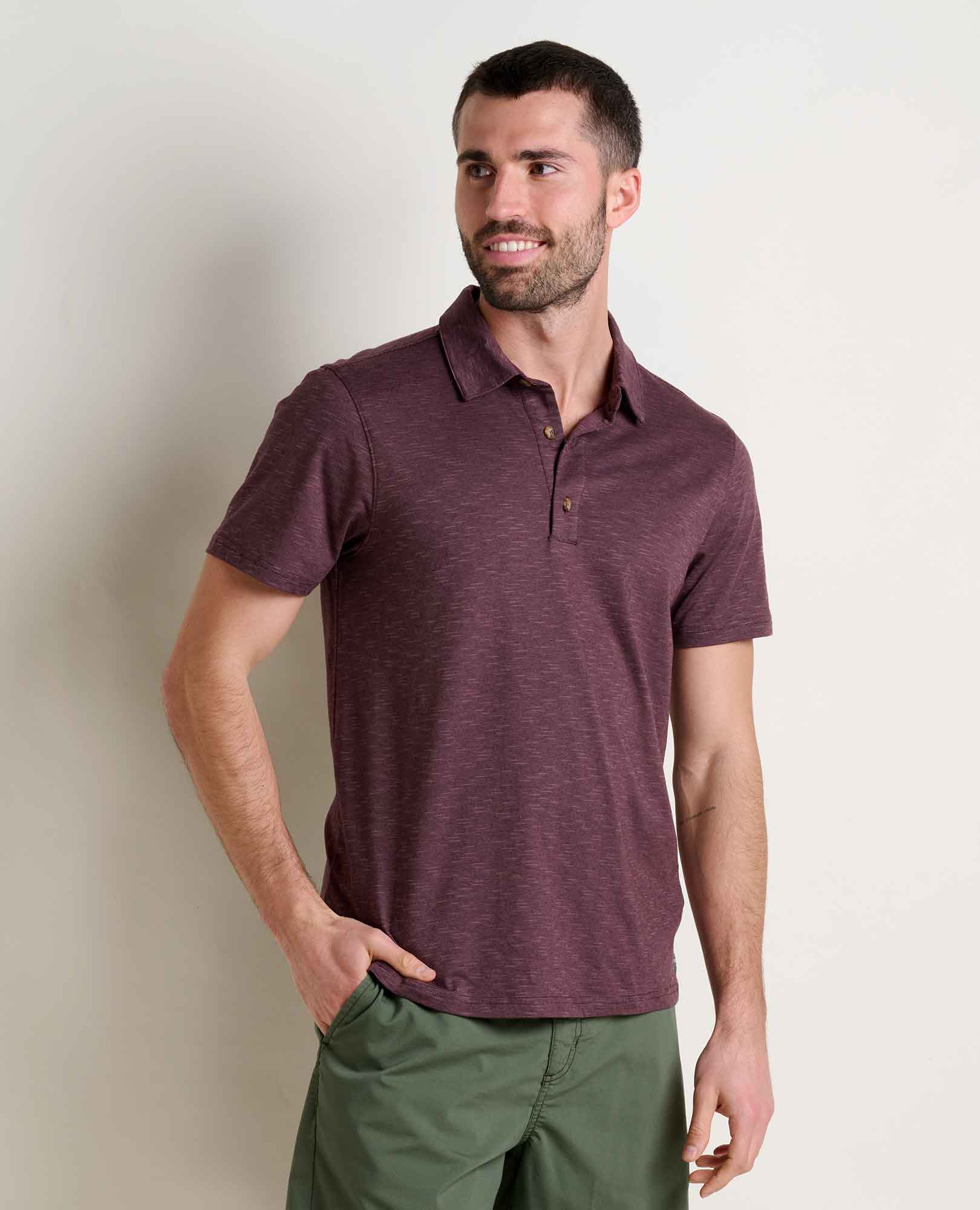 msg:Alessandro is 5'10 ½" and is wearing a size medium.