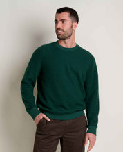 msg:Alessandro is 5'10 ½" and is wearing a size medium.