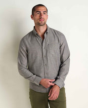 msg:Dale is 6'2" and is wearing a size medium.