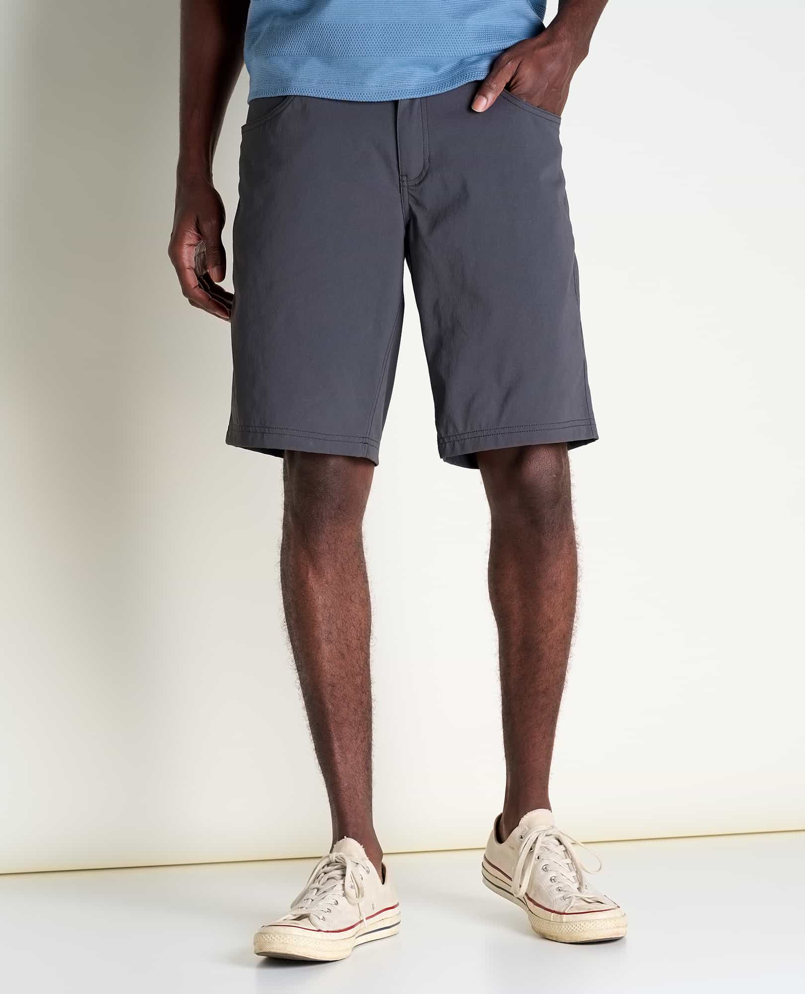 msg: Jamal is 6'2" and is wearing a size 32