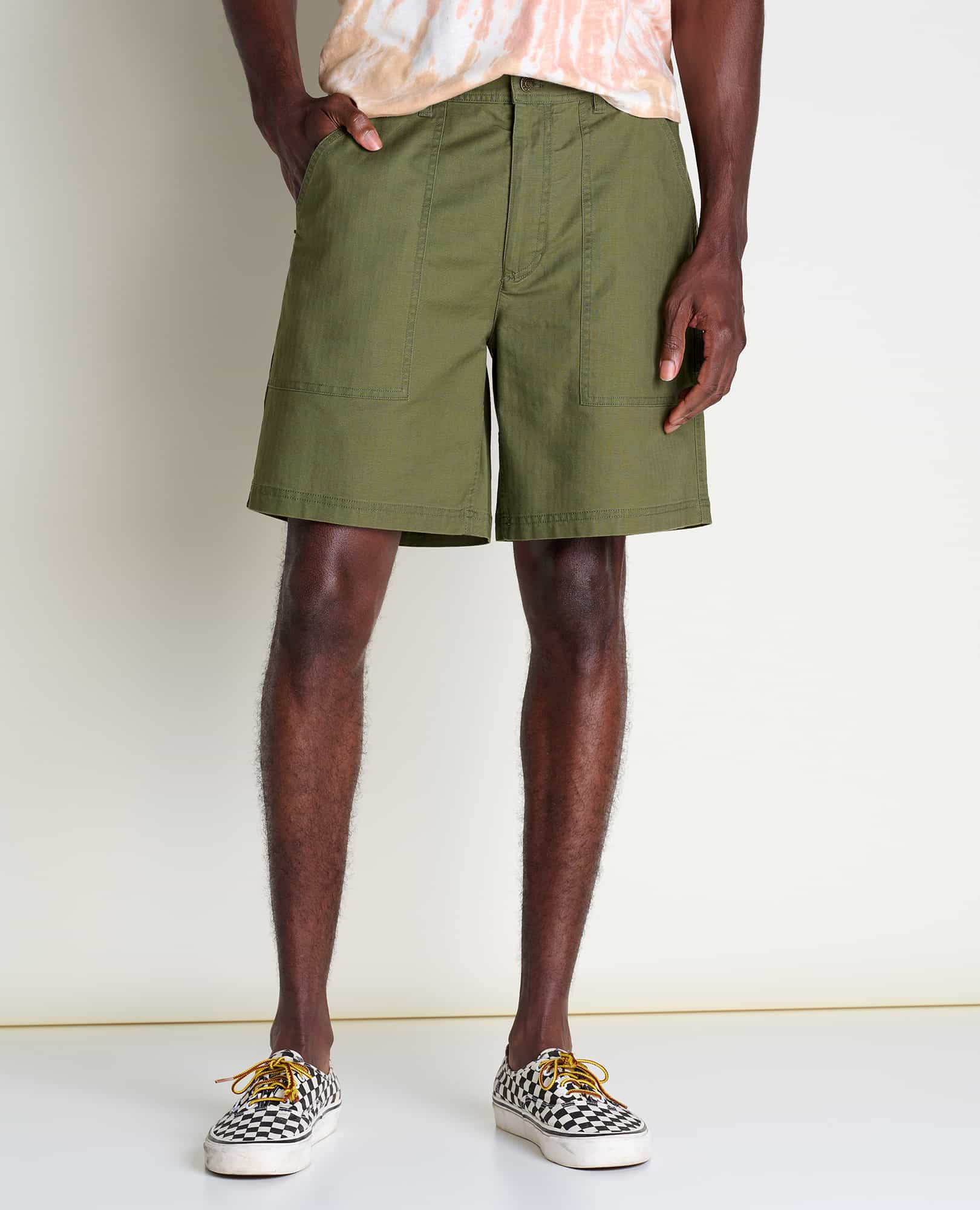 msg: Jamal is 6'2" and is wearing a size 32